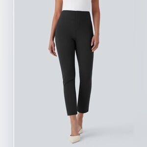 HALARA NWT! Flex™ SculptKnit High Waisted Pocket Tapered Cropped Work Pants